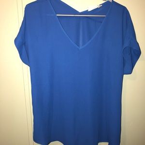 🌀Royal Blue Flowy Top!🌀